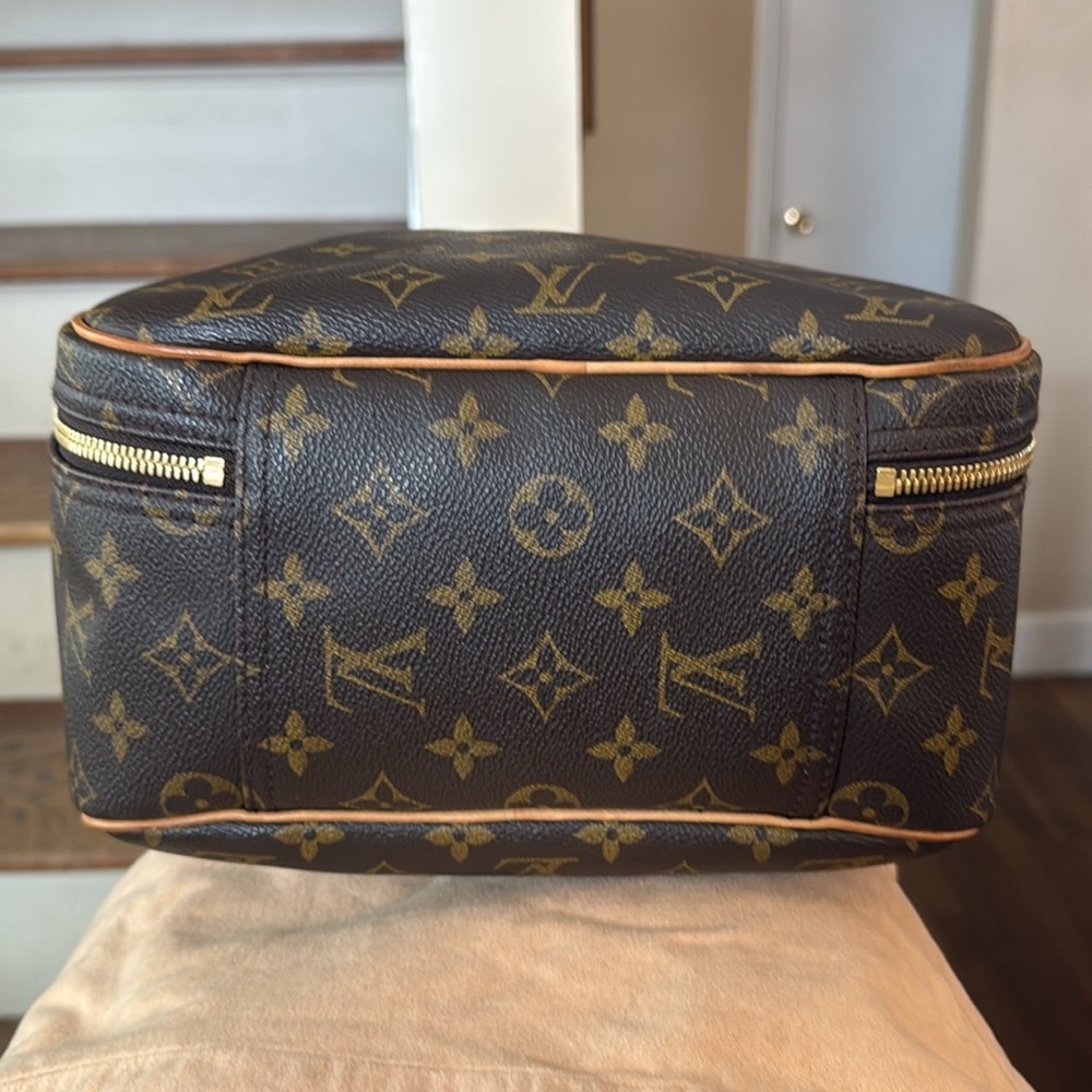 Louis Vuitton Monogram Excursion - image 8